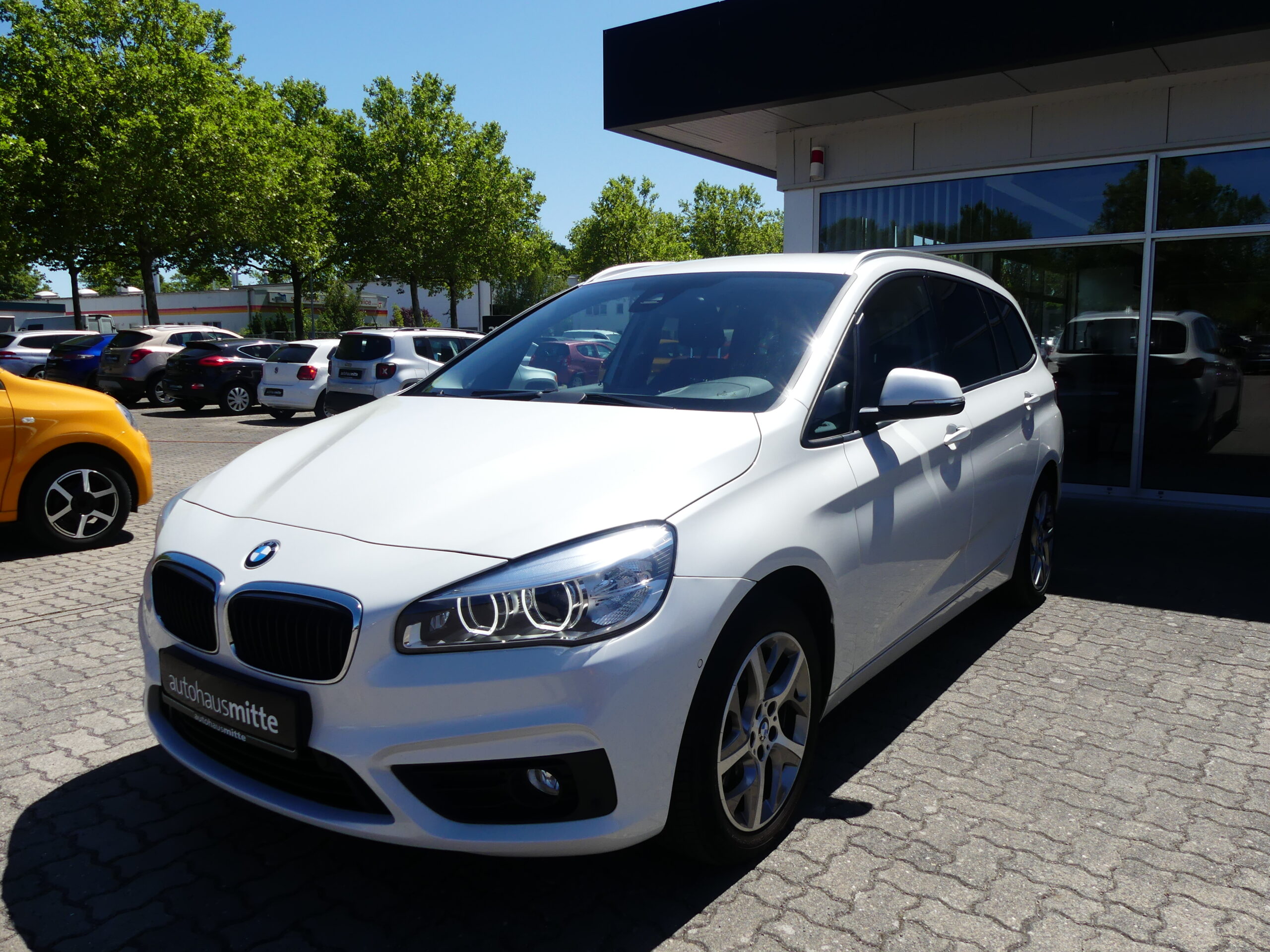 BMW 218 Baureihe 2 Gran Tourer 218 i Advantage